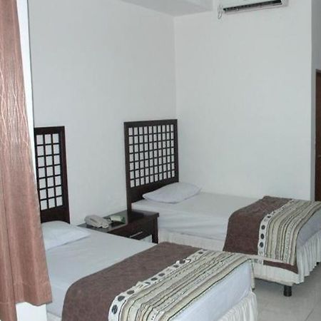ماكاسار Hotel Bontocinde المظهر الخارجي الصورة